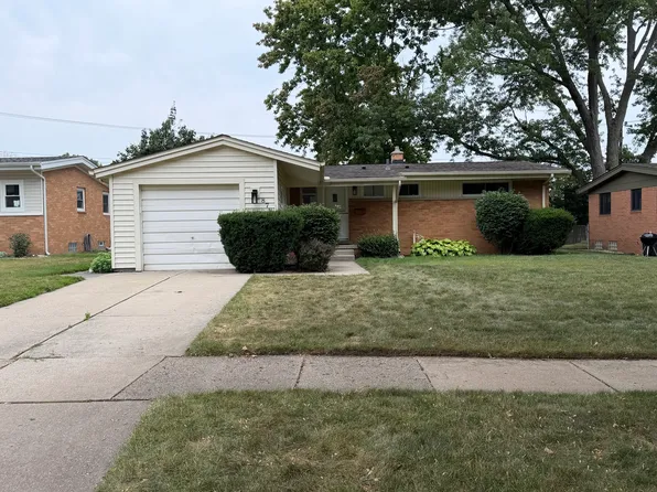 878 Brooklawn Rd, Troy, MI 48084