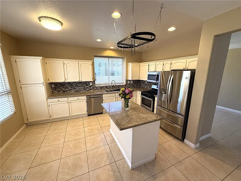 136 Serenade Ct — Photo 13