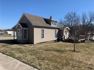 201 W 23rd St, Higginsville, MO 64037