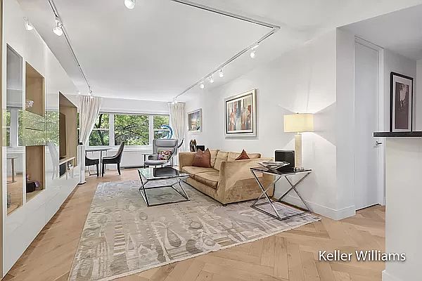 1st image of 333 E 66th St #4LM