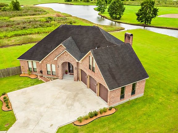 3rd image of 285 Lake Penchant Ct