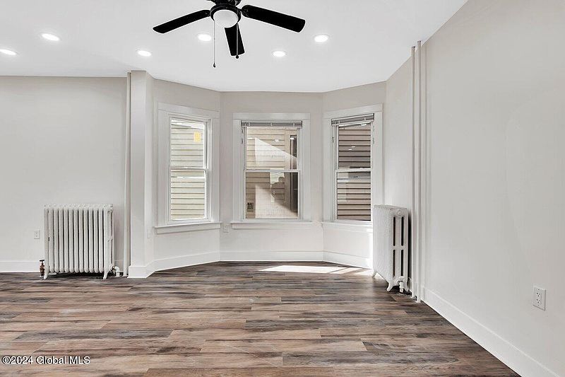 5th image of 315 Delaware Avenue