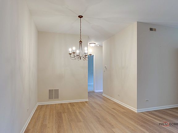 5th image of 1304 Appletree Ln #46C