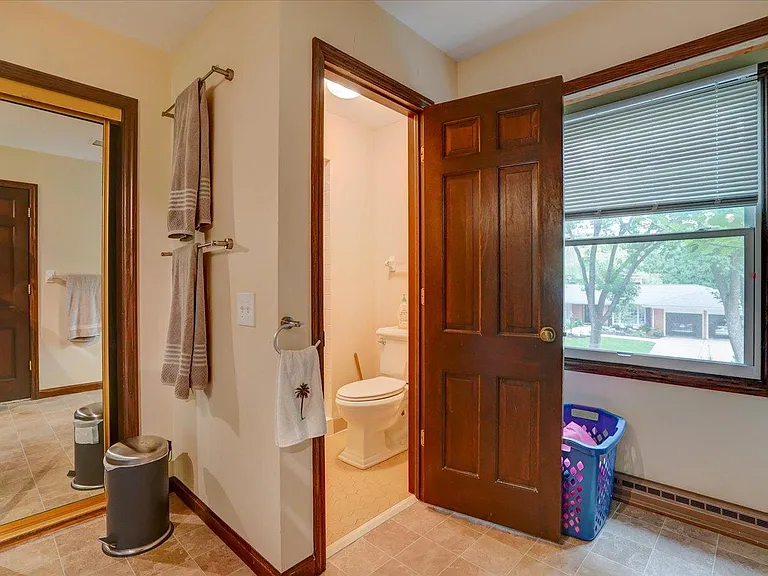 210 Shiloh Dr — Photo 23