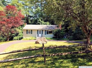 24 Fairview Dr, Copake, NY 12516