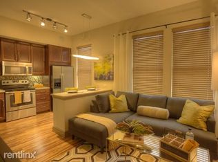 3100 Greenwood St, Dallas, TX 75204