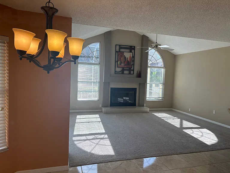 4622 Meadowview Cir — Photo 9