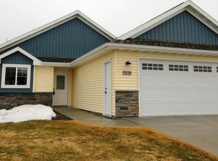 5458 Sand Bunker St, Saint Cloud, MN 56304