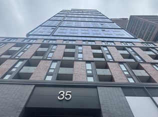 35 Parliament St #504, Toronto, ON M5A 4R2
