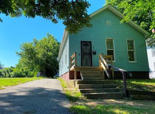 627 W 3rd St, Erie, PA 16507