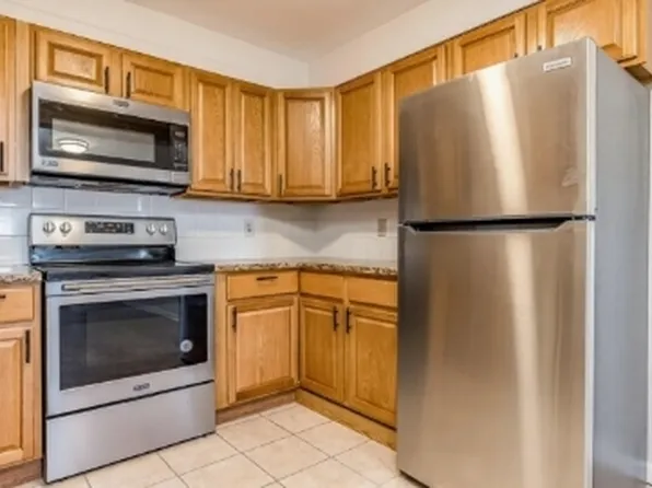 1005-1015 N Lincoln St, Hazleton, PA 18201