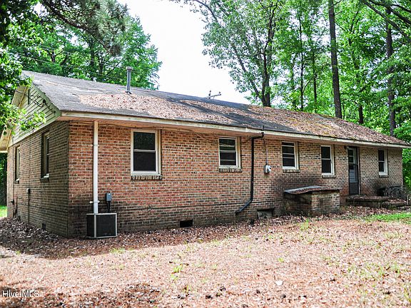 5th image of 183 Sand Hills Road