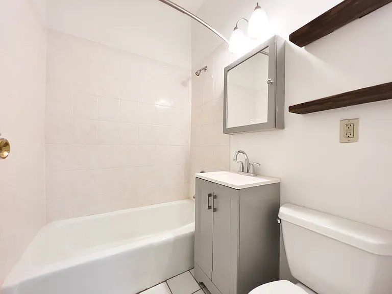 41 E Springfield St #3 — Photo 9