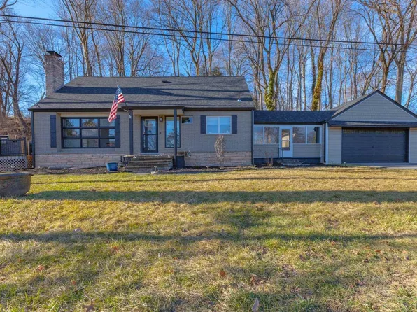 236 WILBUR Boulevard, Poughkeepsie, NY 12603