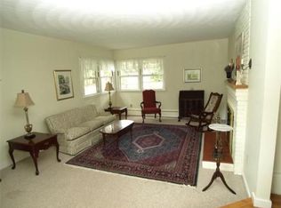 302 Vaughn Hill Rd, Bolton, MA 01740