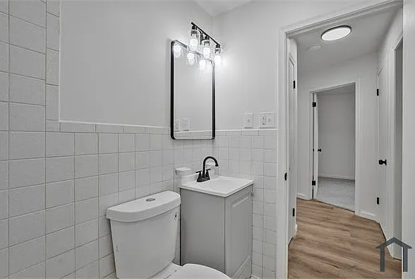 15397 Burr St — Photo 7