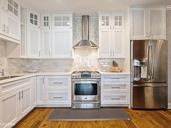 3rd image of 45 Prairie Park Dr APT 512
