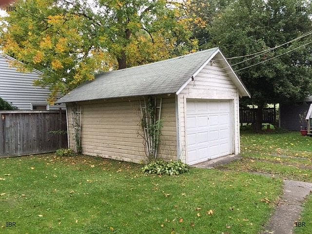 2nd image of 618 S Plain St