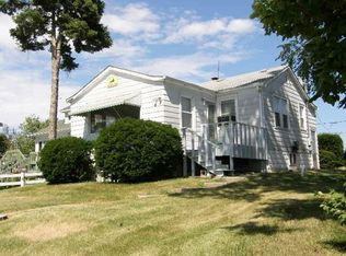 40664 N Grand Ave, Antioch, IL 60002
