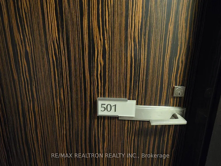 273 S Park Rd #501 — Photo 13