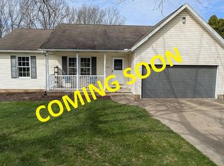 5498 Pepperidge Rd, Clinton, OH 44216