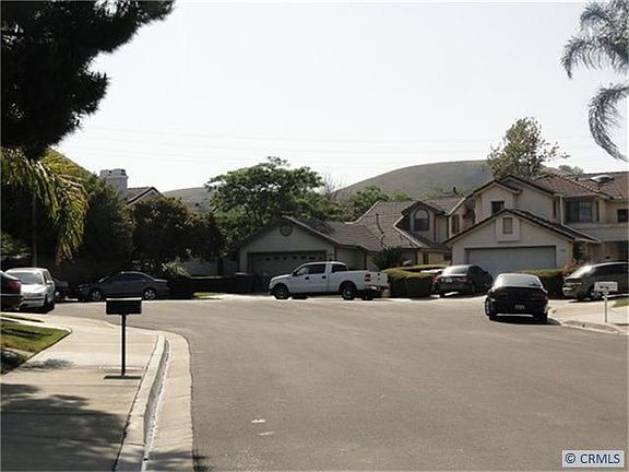 3rd image of 5971 Meadowood Ct