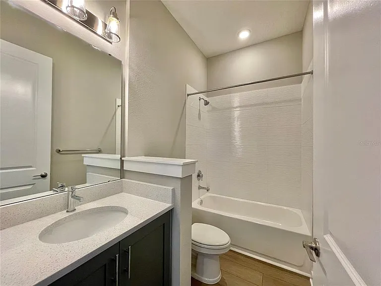 6958 Bridgman St — Photo 10
