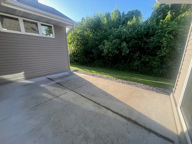 631 Liberty Way — Photo 4