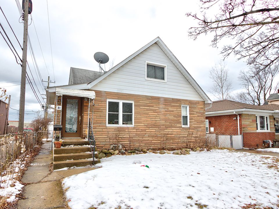 1st image of 31 W Mapledale Ave