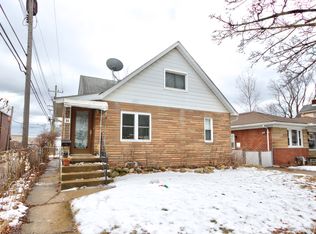 31 W Mapledale Ave, Hazel Park, MI 48030