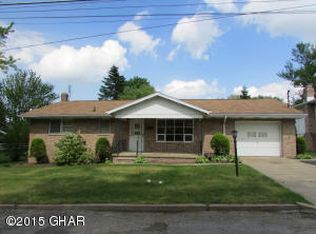 949 Carson St, Hazleton, PA 18201