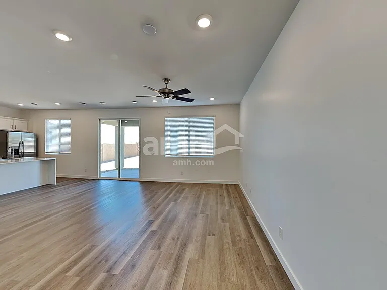 6294 W Calle Bilboa — Photo 6