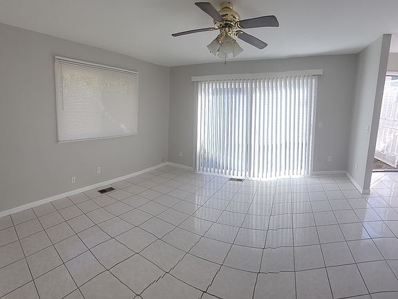 5th image of 35 Sonora Dr