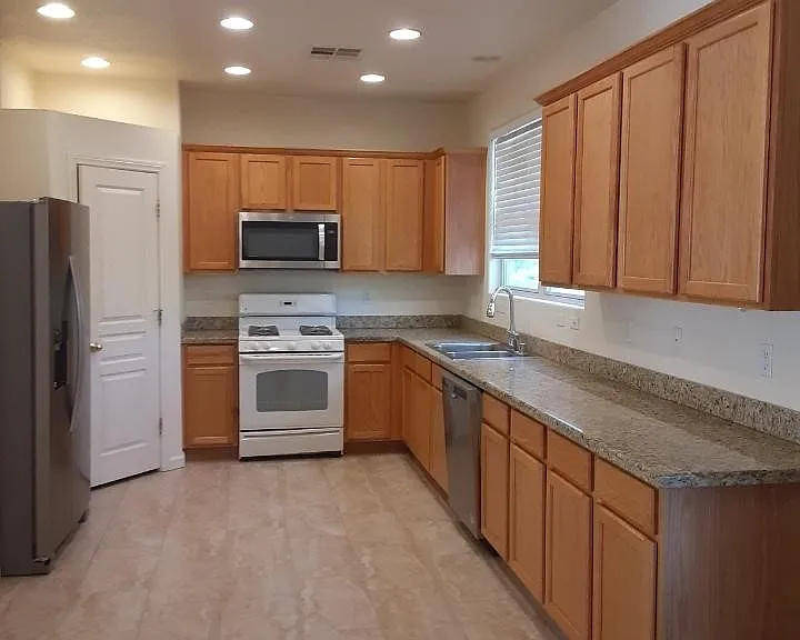 8779 Salvestrin Point Ave — Photo 3