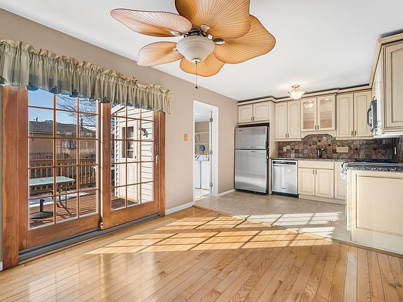 5th image of 526 Lafayette Blvd