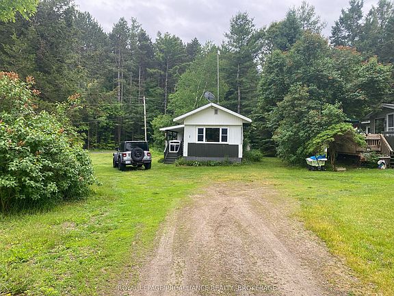3rd image of 104 Ellisville Rd
