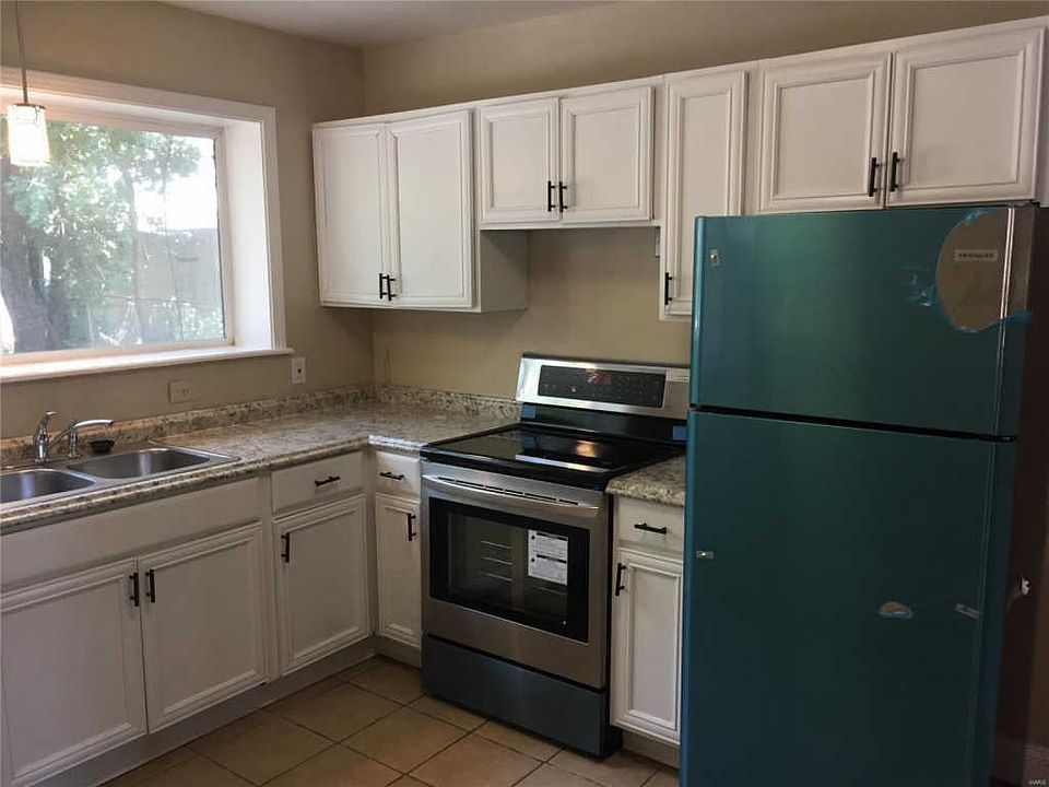 2nd image of 4362 Shreve Ave