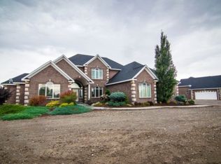 2028 S Fork Cir, Sugar City, ID 83448
