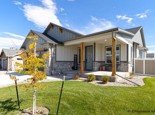 2124 Pack Saddle Rd, Cheyenne, WY 82007