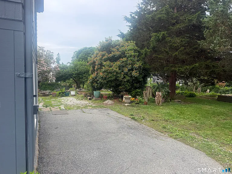 664 Noank Rd — Photo 25