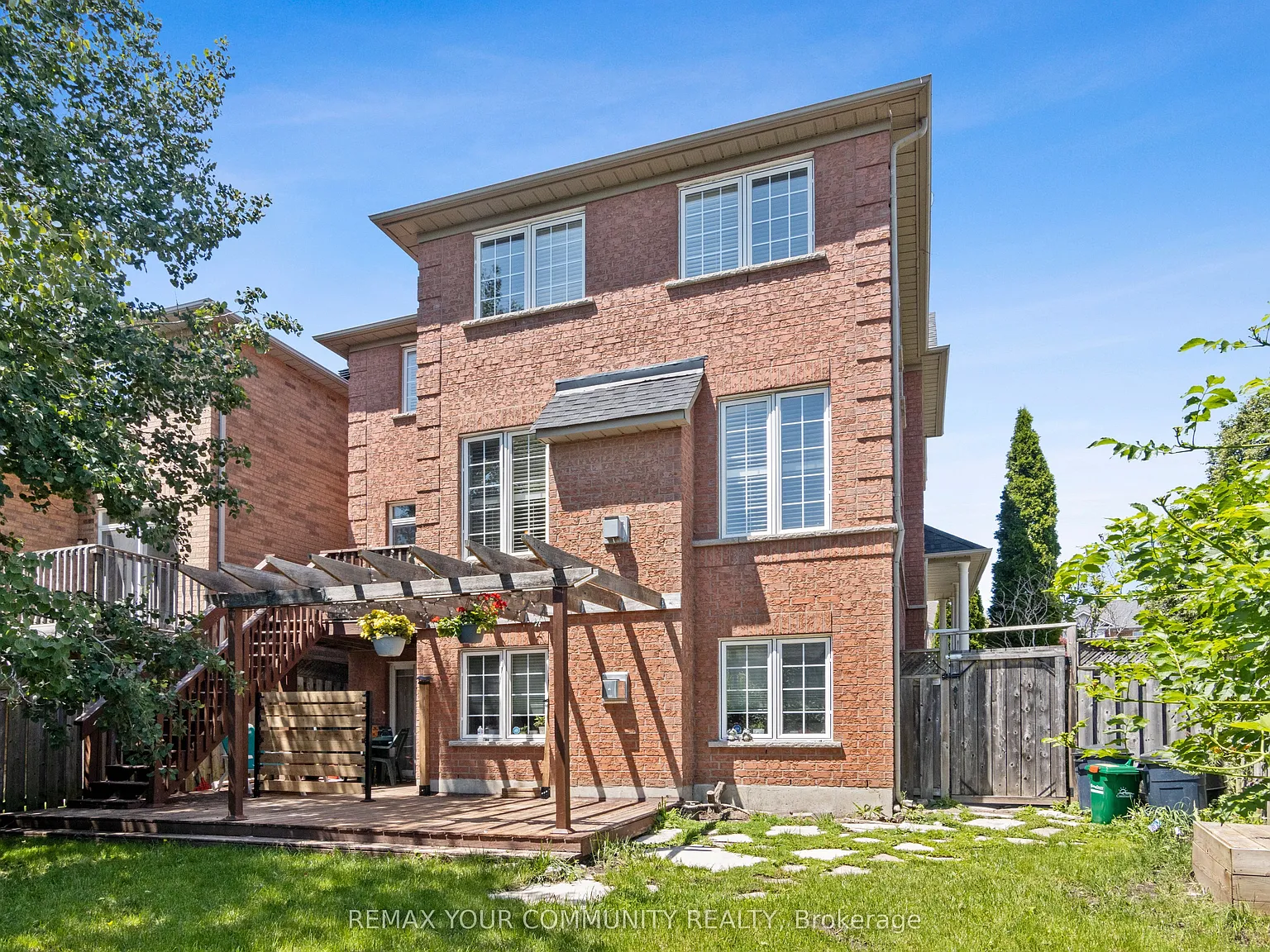 4 bed, $3,600 — Photo 1
