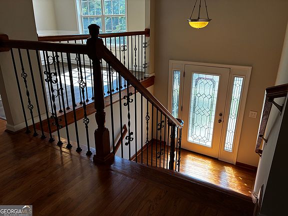 4th image of 337 Madison Ave