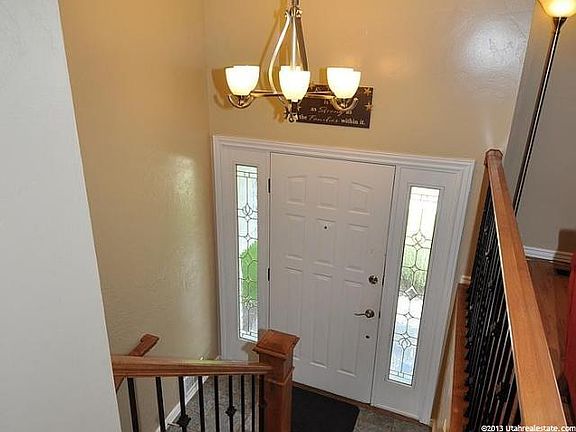 5th image of 286 E Troy Way