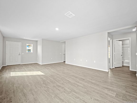 3rd image of 1507 Outrigger Way