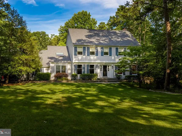 6 Cobblestone Ln, Shamong, NJ 08088