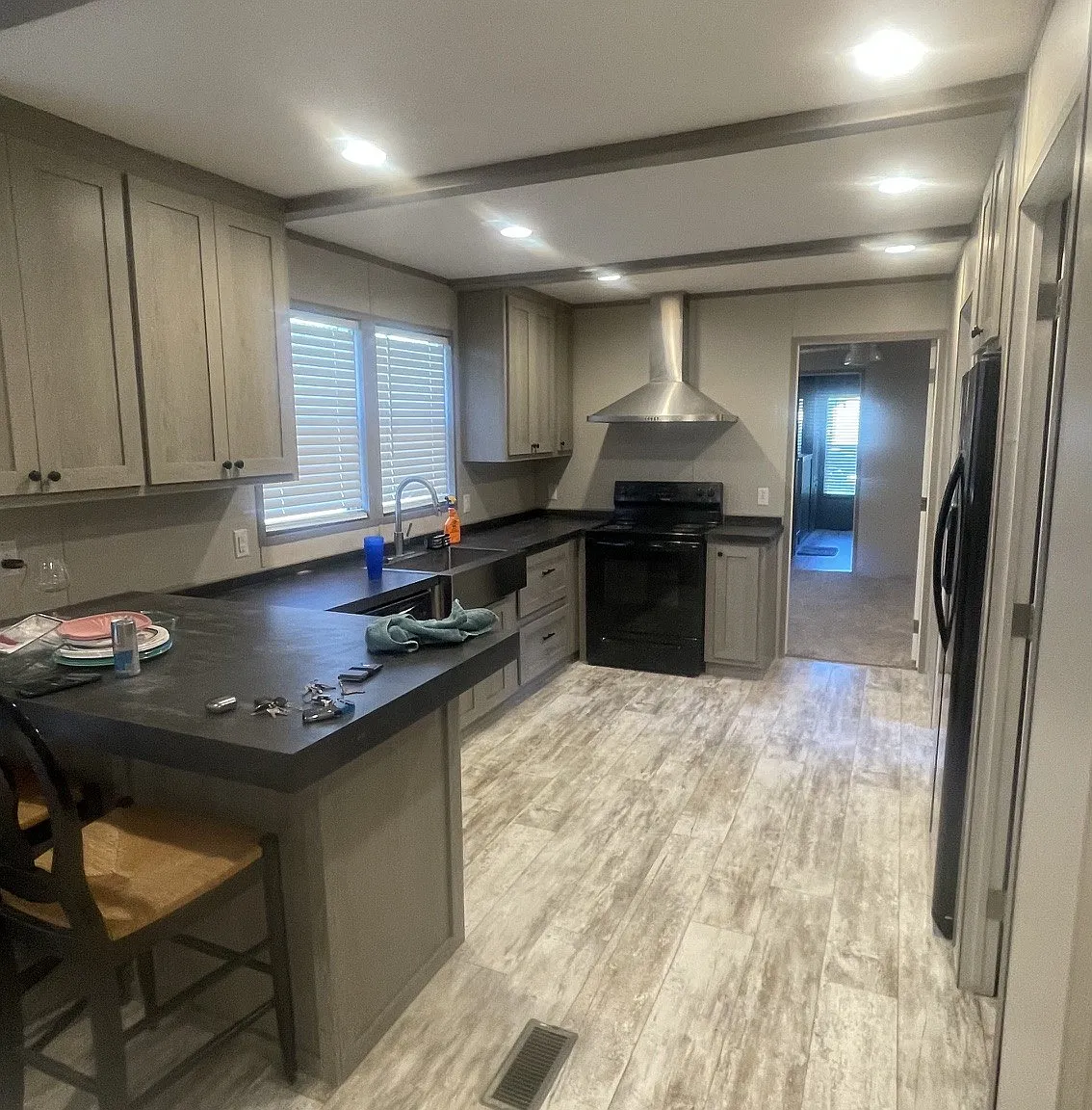 3 bed, $1,500 — Photo 2