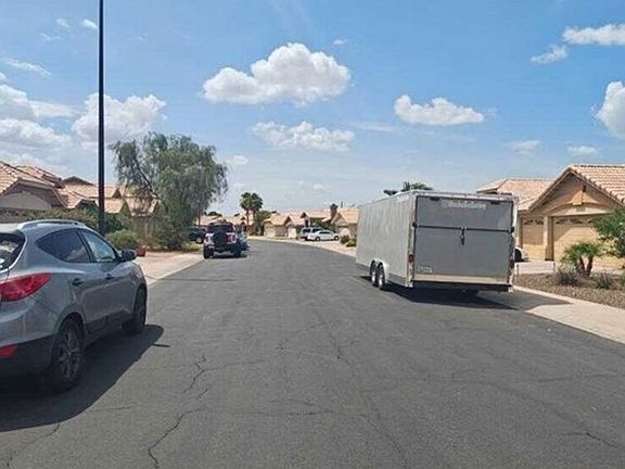 Exterior Neighborhood (street photo)