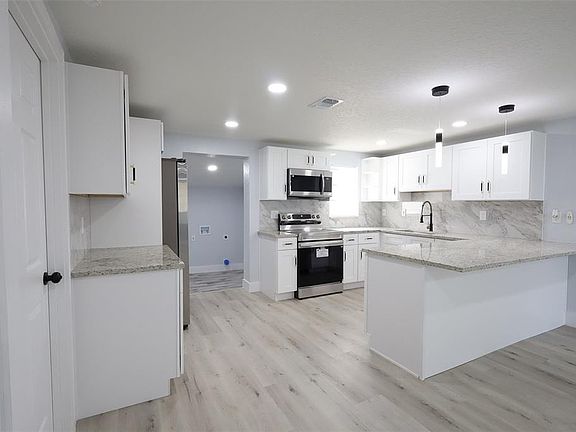 5th image of 505 CLEARFIELD ROAD