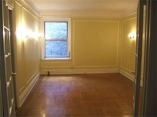 Rented by Drake Life Realty | media 27