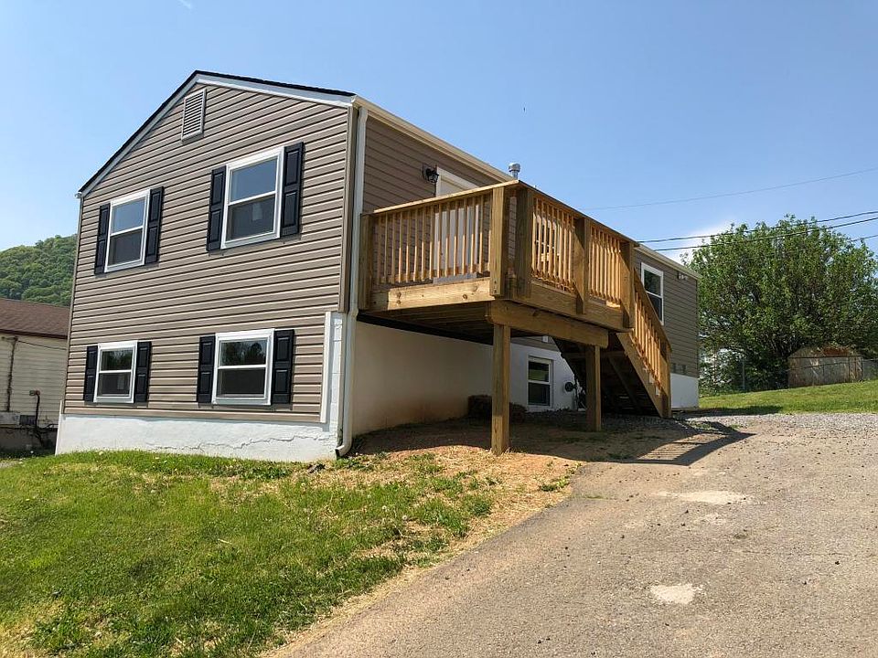 1st image of 1319 Memphis St SE